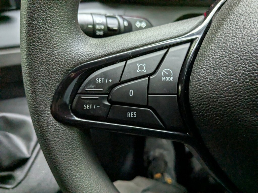 Nissan InterStar Tekna Black #26