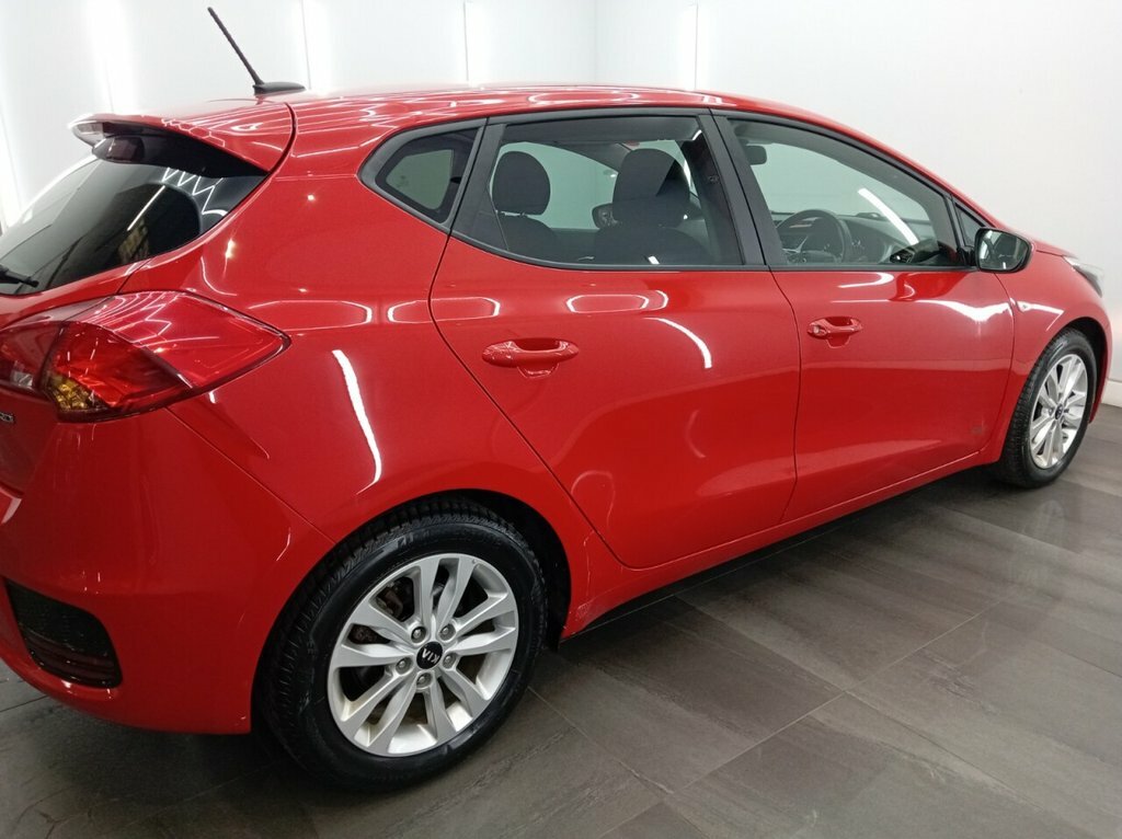 Kia Ceed 1.4L Sr7 Red #6