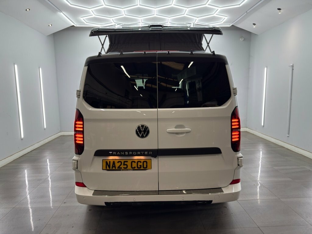 Volkswagen Transporter 2L Commerce Plus NA25CGO White #5