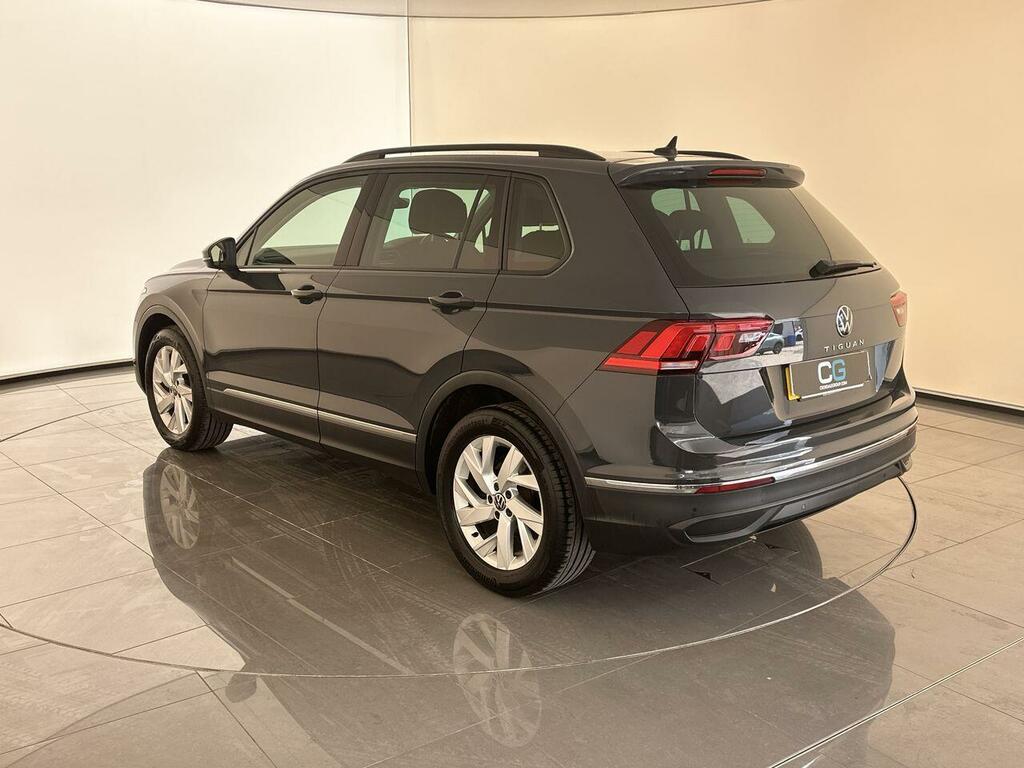 Volkswagen Tiguan 1.5 Tsi Life Euro 6 Ss NL72LHB #6