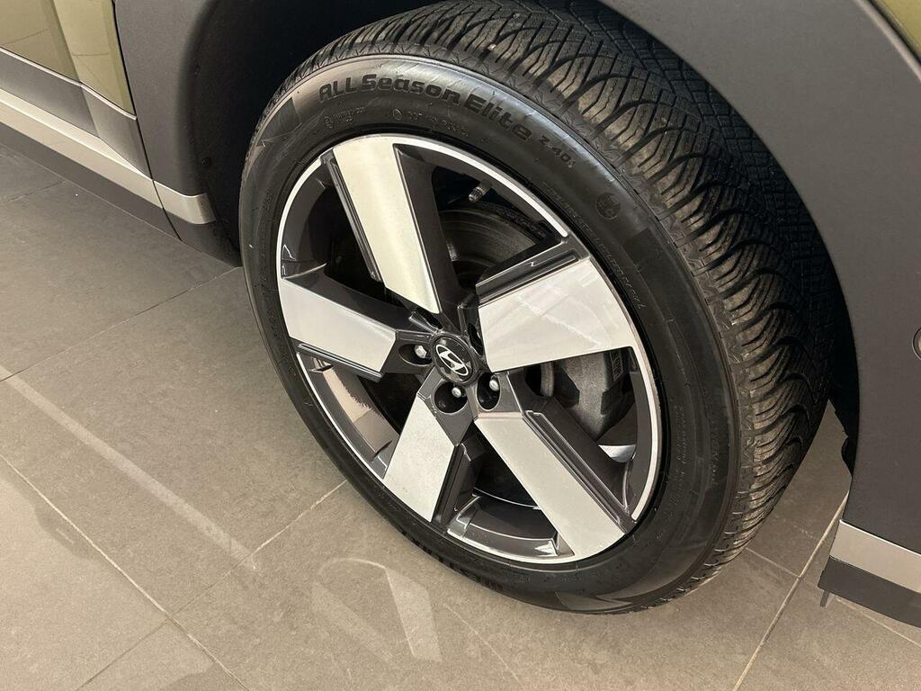 Hyundai Santa Fe Ultimate Silver #10