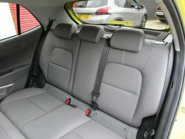 Kia Picanto Picanto 2 Red #20