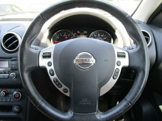Nissan Qashqai Acenta White #15