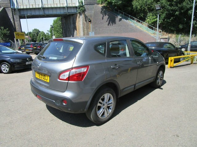 Nissan Qashqai Acenta White #7