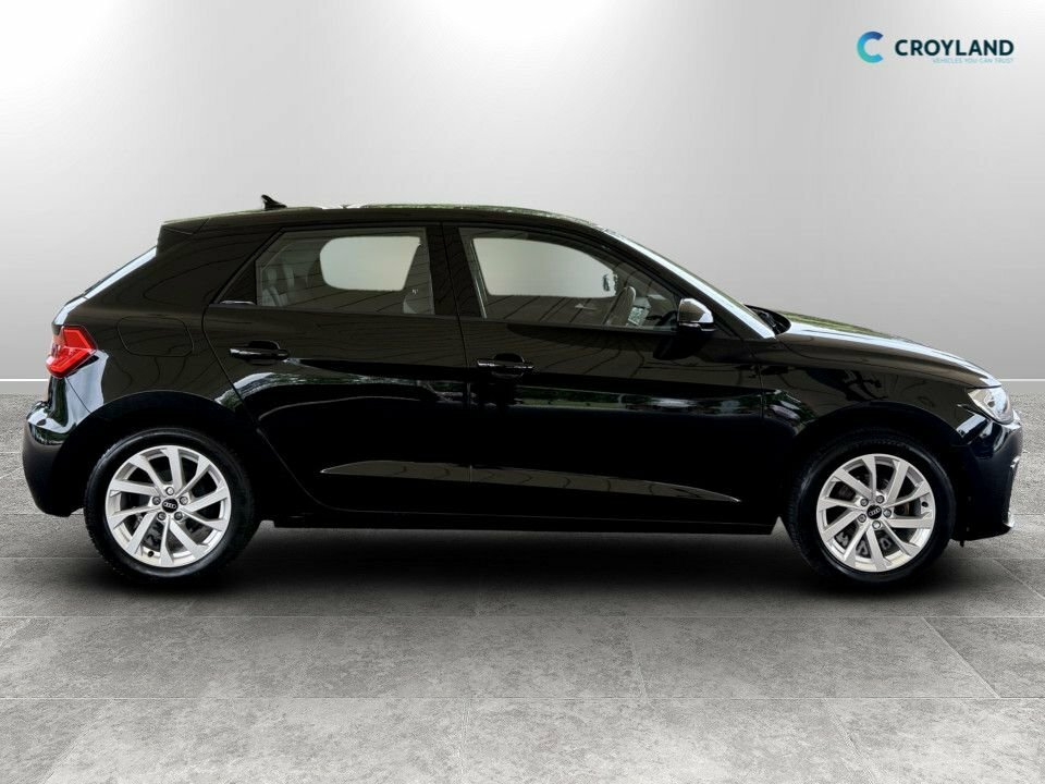 Audi A1 1L Sport KE22OYT Black #2