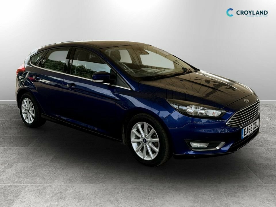 Ford Focus 1L Titanium Blue