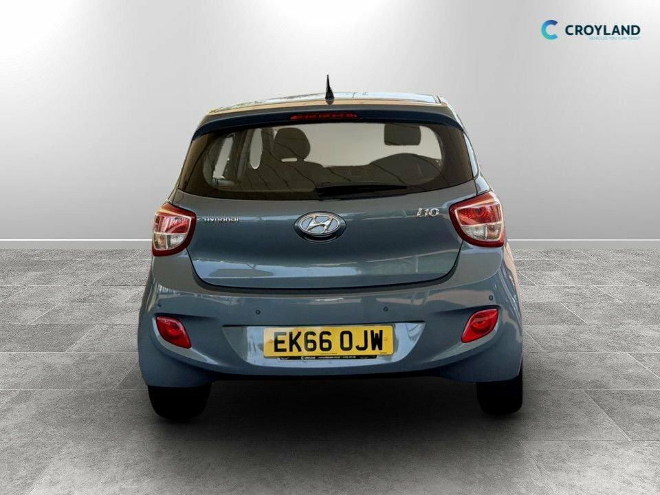 Hyundai I10 1L Premium Blue #4