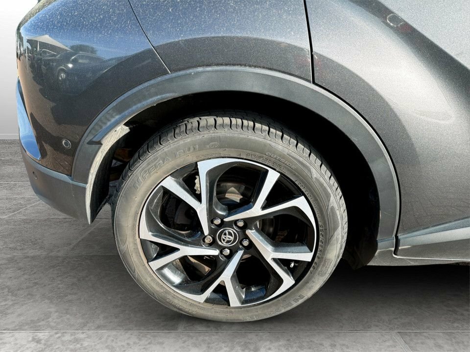 Toyota C-Hr 1.8L Dynamic GX18WMV Grey #4