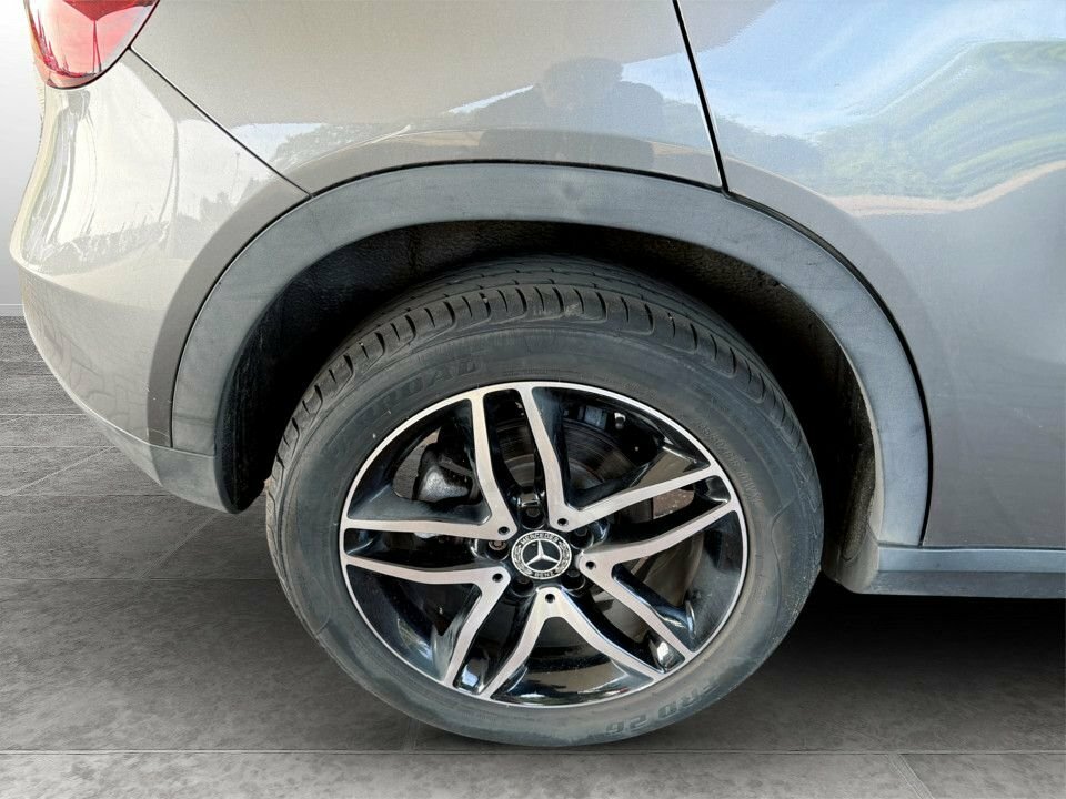 Mercedes-Benz GLA Class 1.6L Urban Edition DF68AGX Grey #4