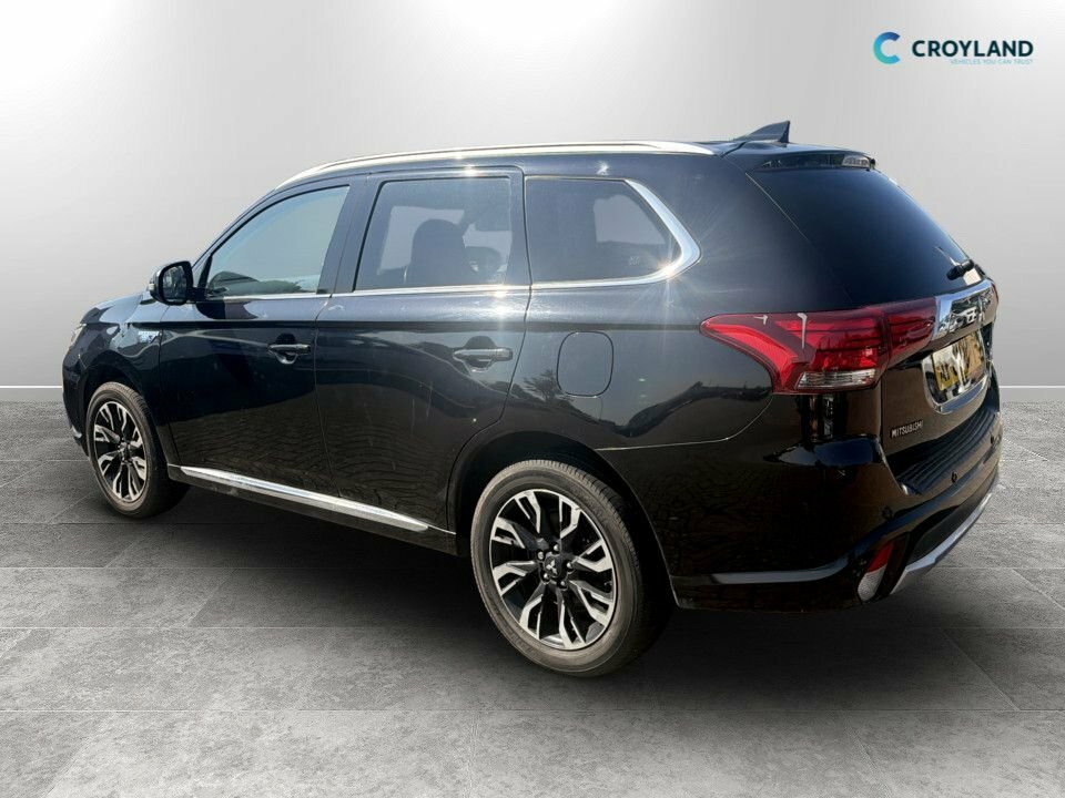 Mitsubishi Outlander 2L 4Hs AF67UPT Black #3