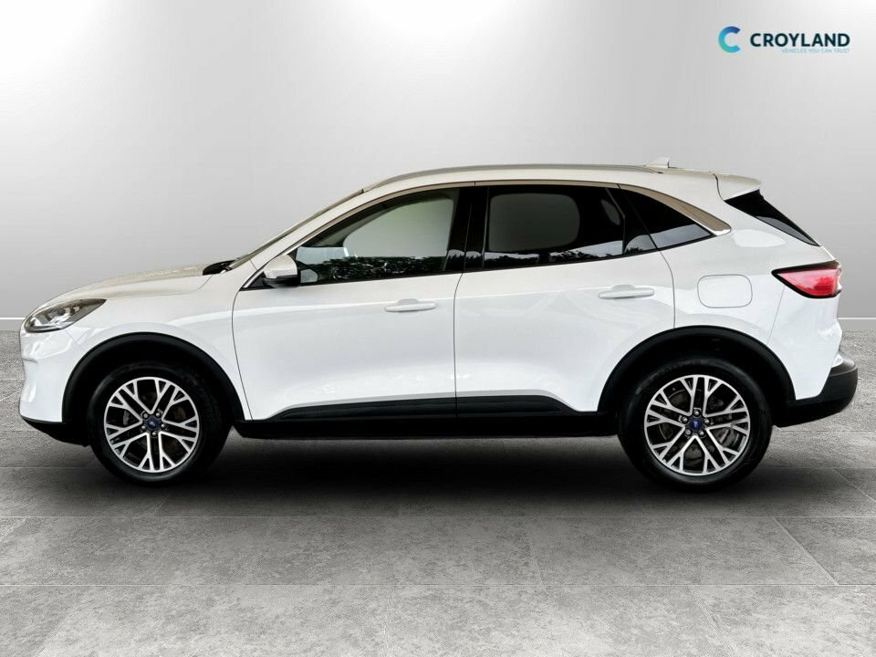 Ford Kuga Estate BJ21YYW White #6