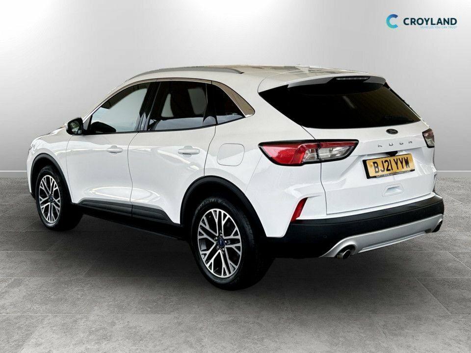 Ford Kuga Estate BJ21YYW White #5