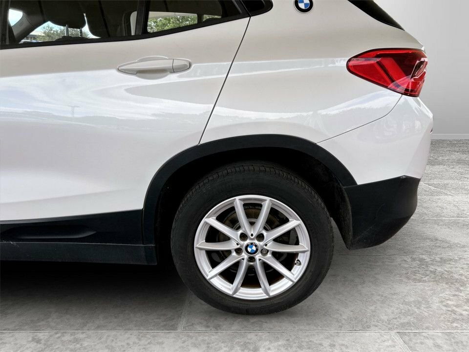 BMW X2 1.5L Se White #4
