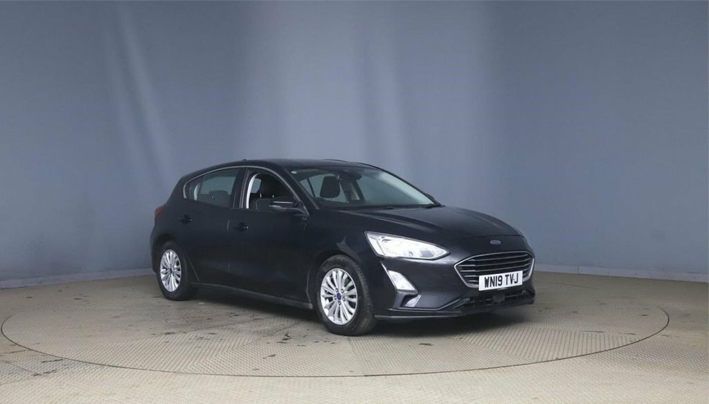 Ford Focus 1L Titanium Black