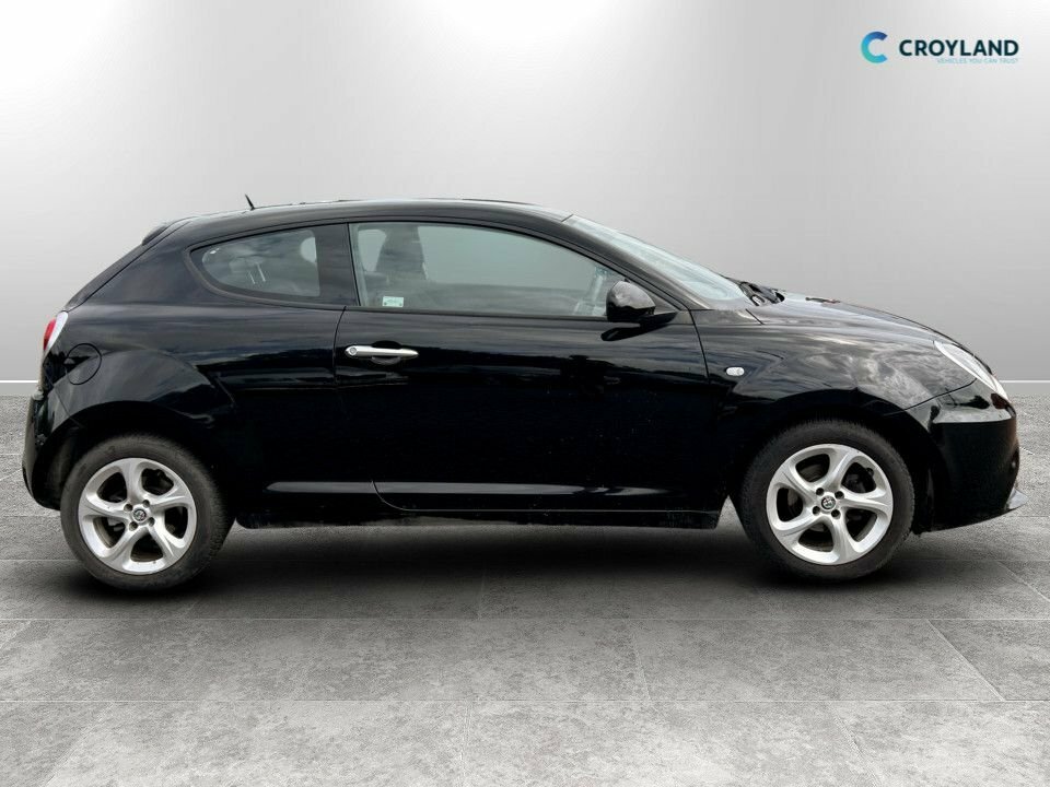 Alfa Romeo MiTo Hatchback Black #2