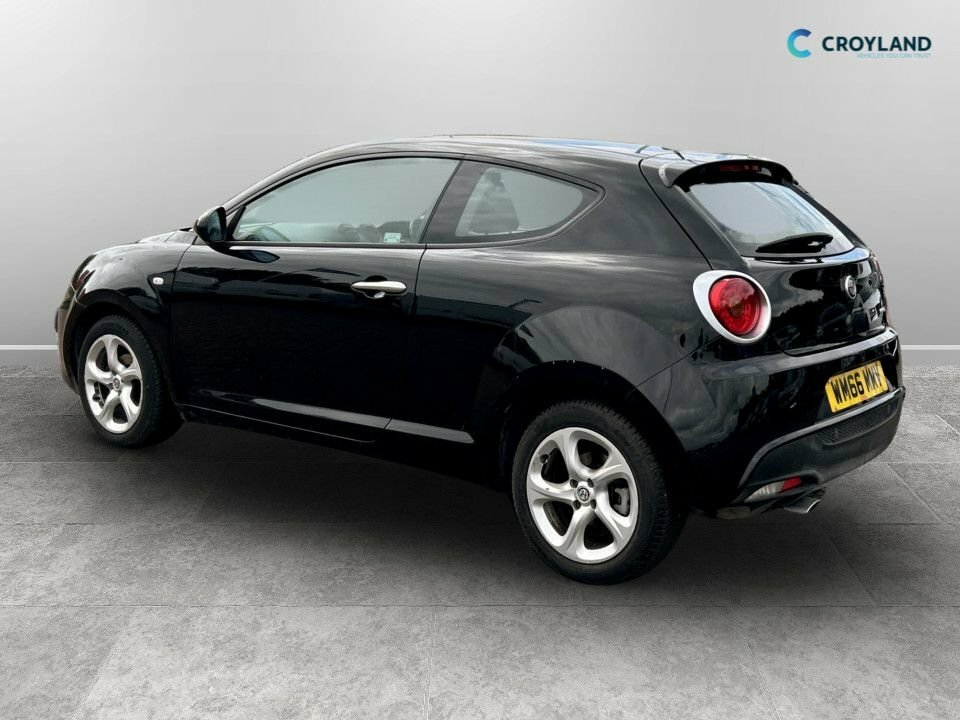 Alfa Romeo MiTo Hatchback Black #3