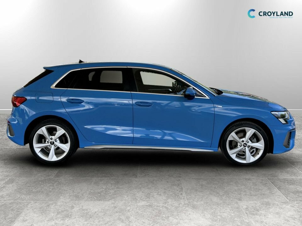 Audi A3 1L S Line LA70RFZ Blue #2