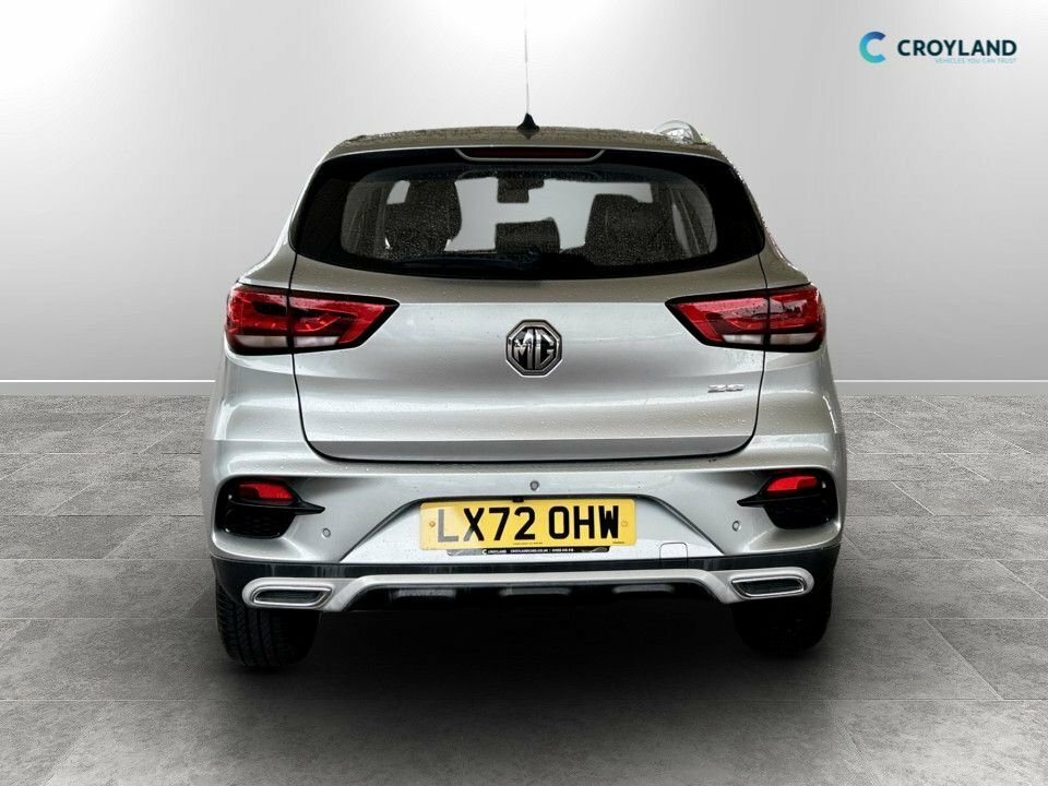 MG ZS 1L Exclusive LX72OHW Silver #4