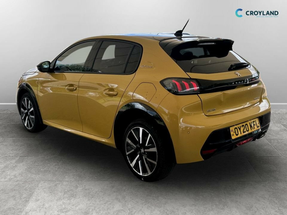 Peugeot 208 1L Gt Line OY20KFL Yellow #3