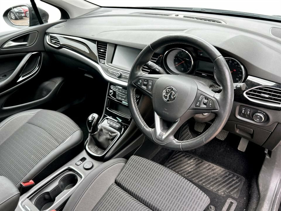 Vauxhall Astra 1.2L Griffin Edition NH21GZT Black #5