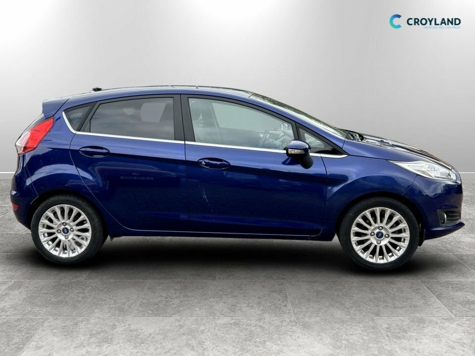 Ford Fiesta 1L Titanium GJ64DPE Blue #2