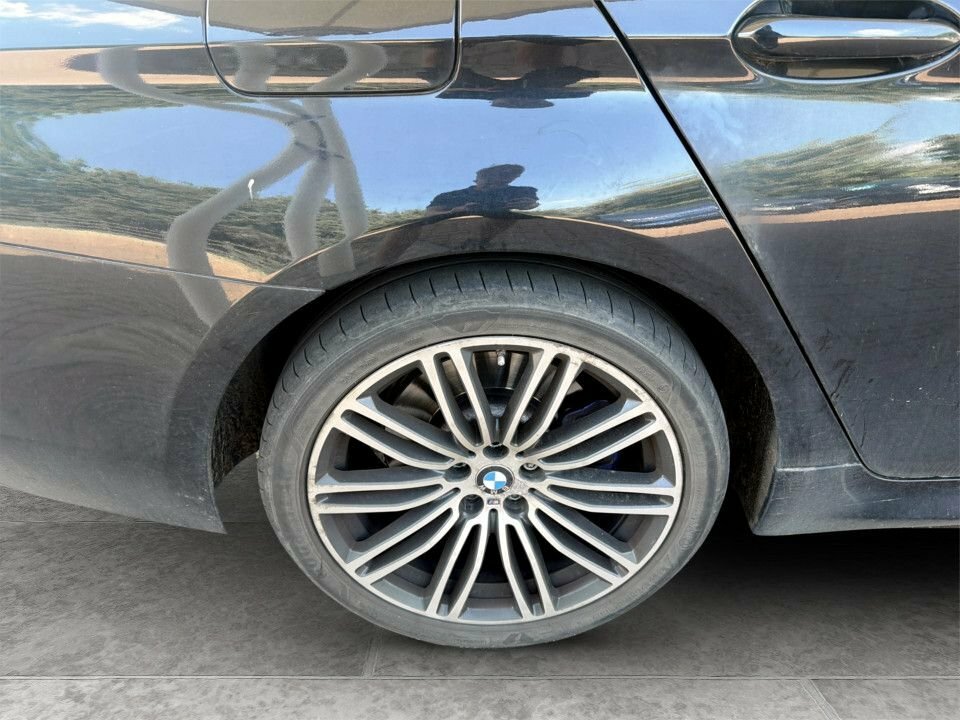 BMW 5 Series 2L M Sport RV69GYK Black #4