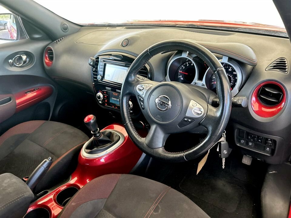 Nissan Juke Tekna Blue #5