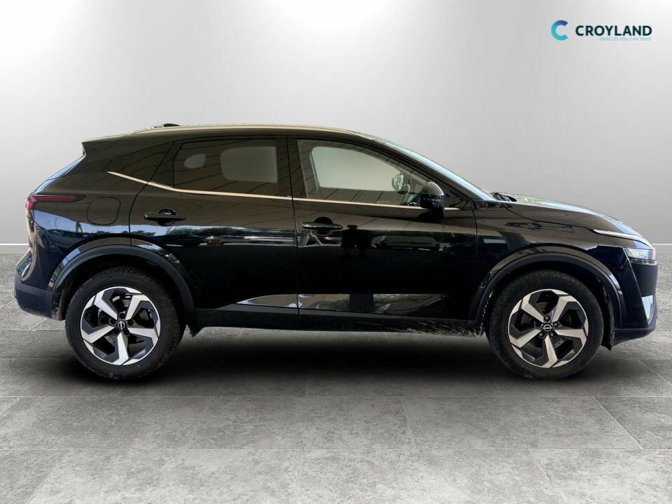 Nissan Qashqai 1.3L N-connecta DV24XXB Black #2