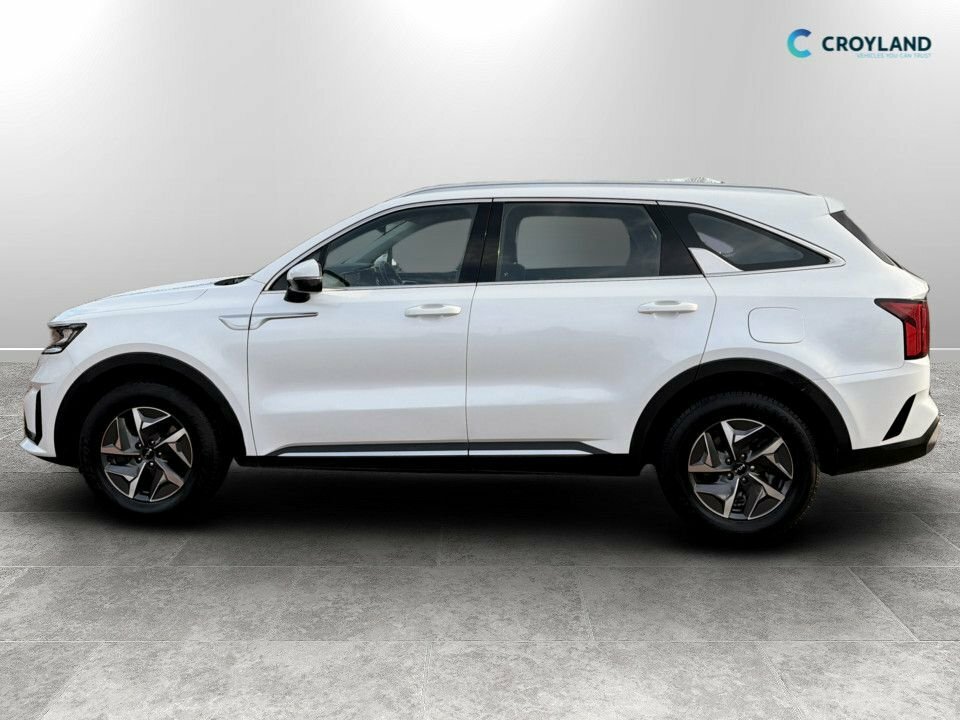 Kia Sorento 1.6L 2 White #6