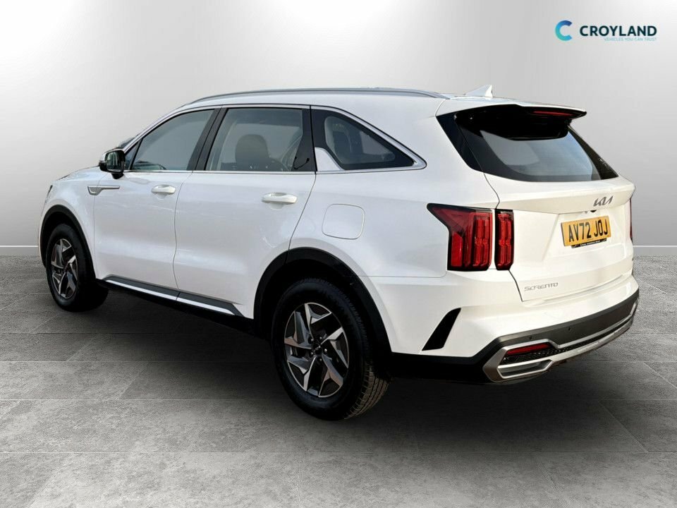 Kia Sorento 1.6L 2 White #5