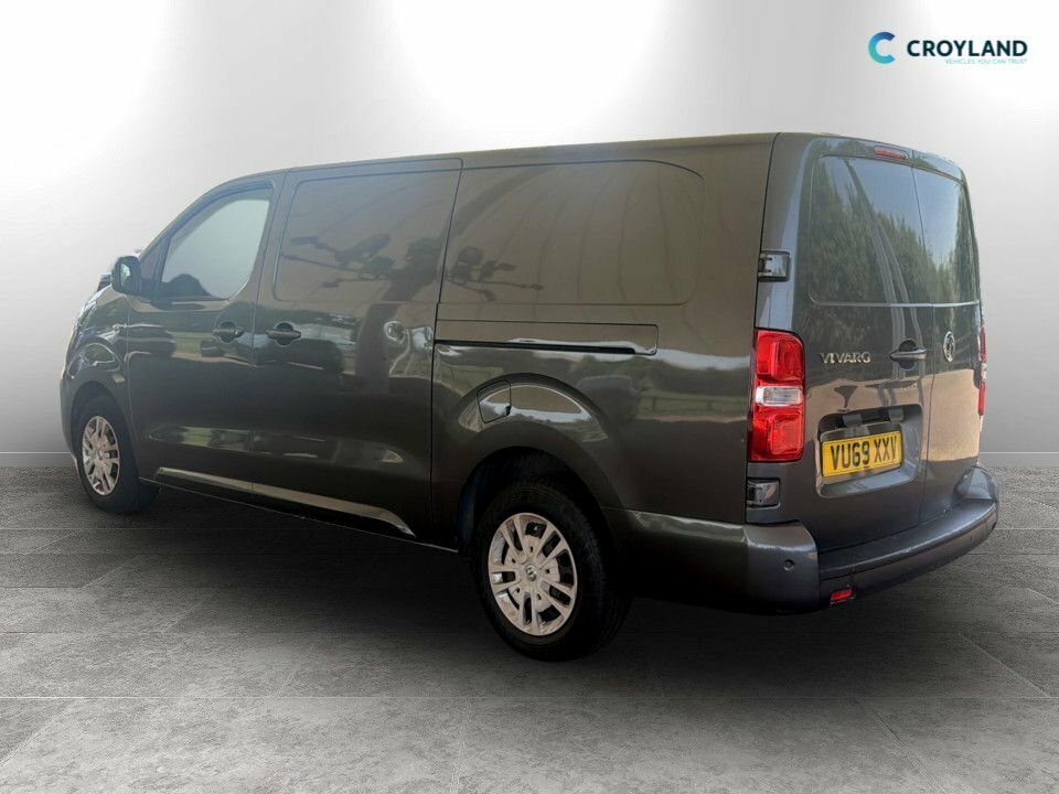 Vauxhall Vivaro 1.5L Sportive Grey #3