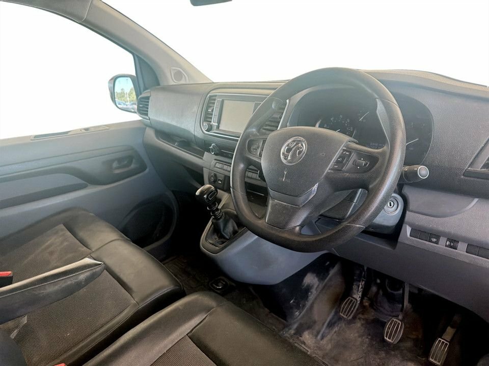 Vauxhall Vivaro 1.5L Sportive Grey #5