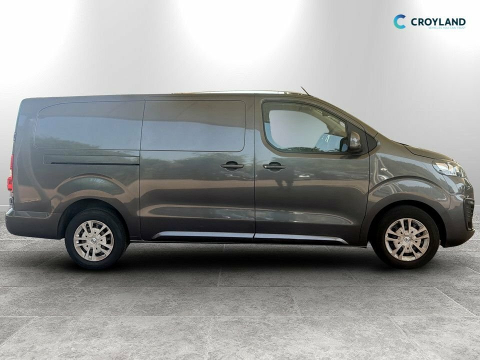 Vauxhall Vivaro 1.5L Sportive Grey #2