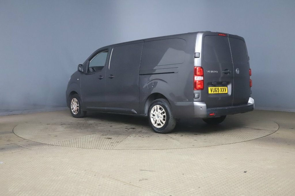 Vauxhall Vivaro 1.5L Sportive Grey #6