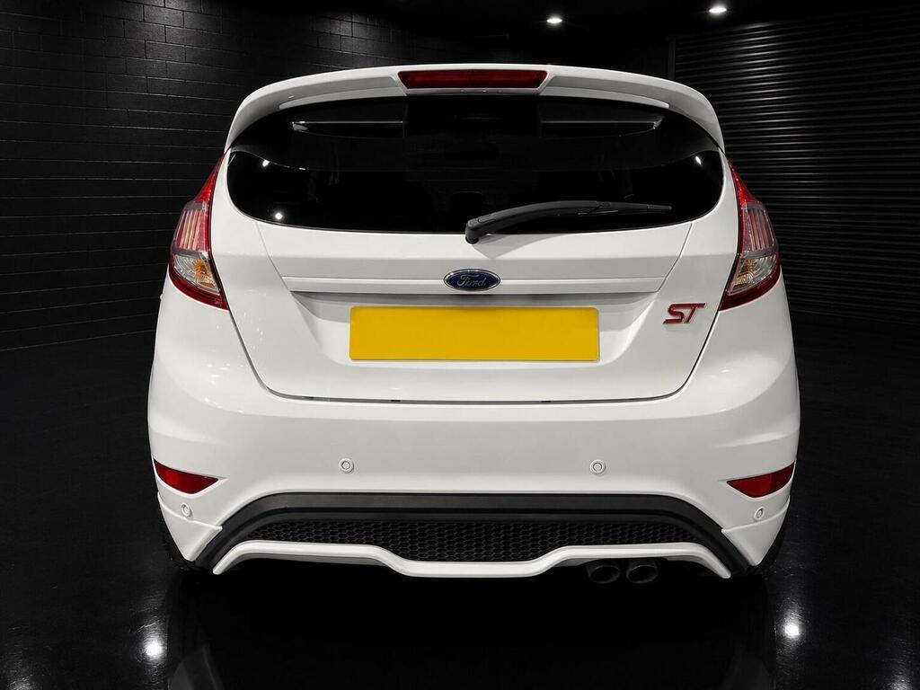 Ford Fiesta 1.6T Ecoboost St-3 Euro 6 201666 White #4