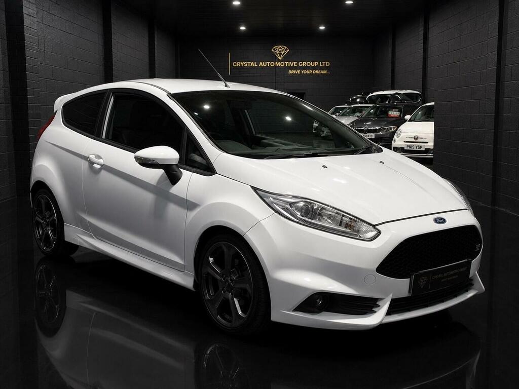 Ford Fiesta 1.6T Ecoboost St-3 Euro 6 201666 White