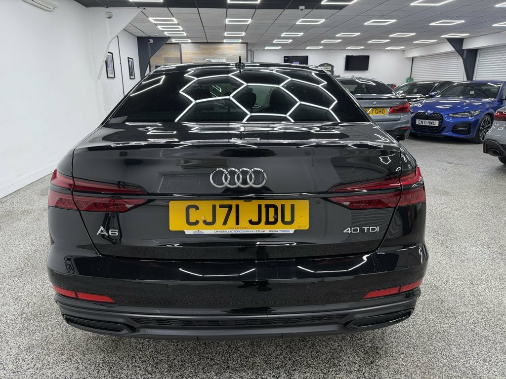 Audi A6 Saloon 2L Black Edition Black #4