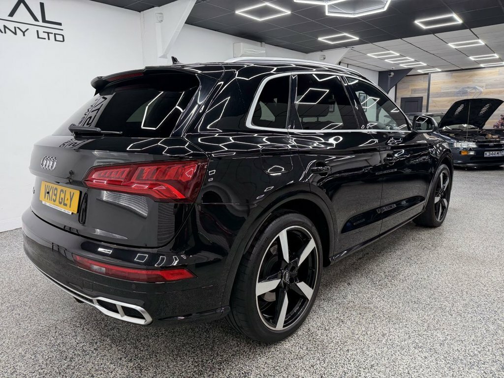 Audi SQ5 3L Null Black #3