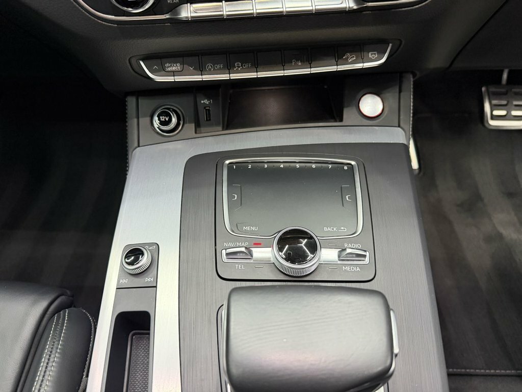 Audi SQ5 Tdi V6 Black #23