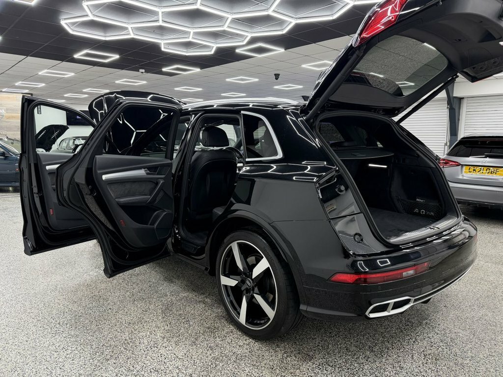 Audi SQ5 Tdi V6 Black #12