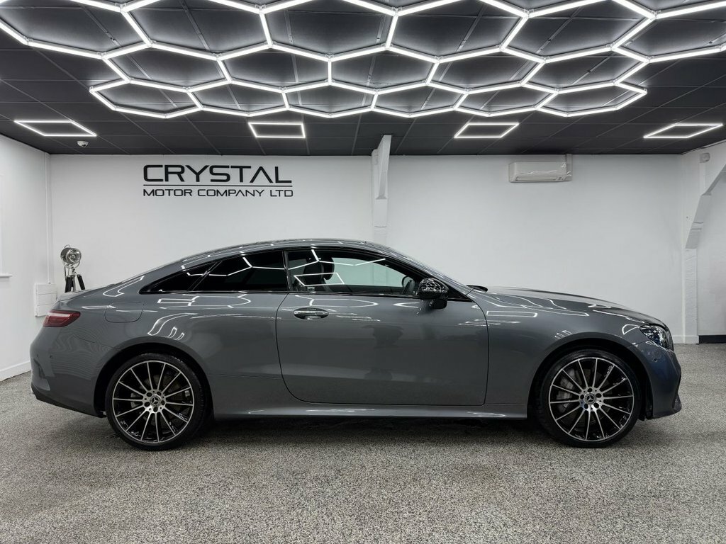 Mercedes-Benz E Class 2.9L Amg Line Night Edition Grey #2