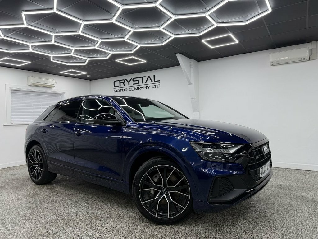 Audi Q8 3L Black Edition Blue