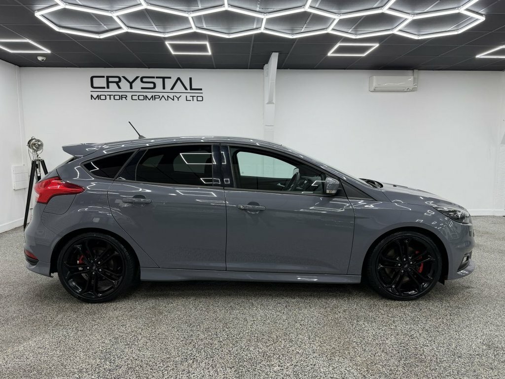 Ford Focus 2L St-3 Grey #2