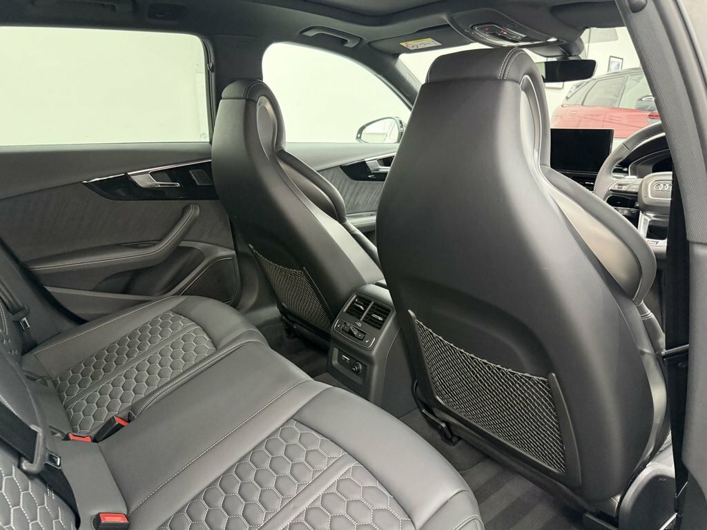 Audi RS4 Avant Audi Rs 4 Avant Rs 4 Tfsi Quattro Carbon Black Grey #16