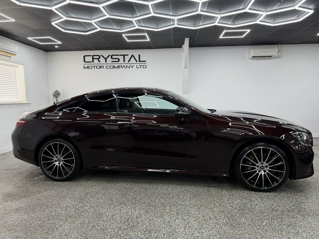 Mercedes-Benz E Class 2.9L Amg Line Red #2