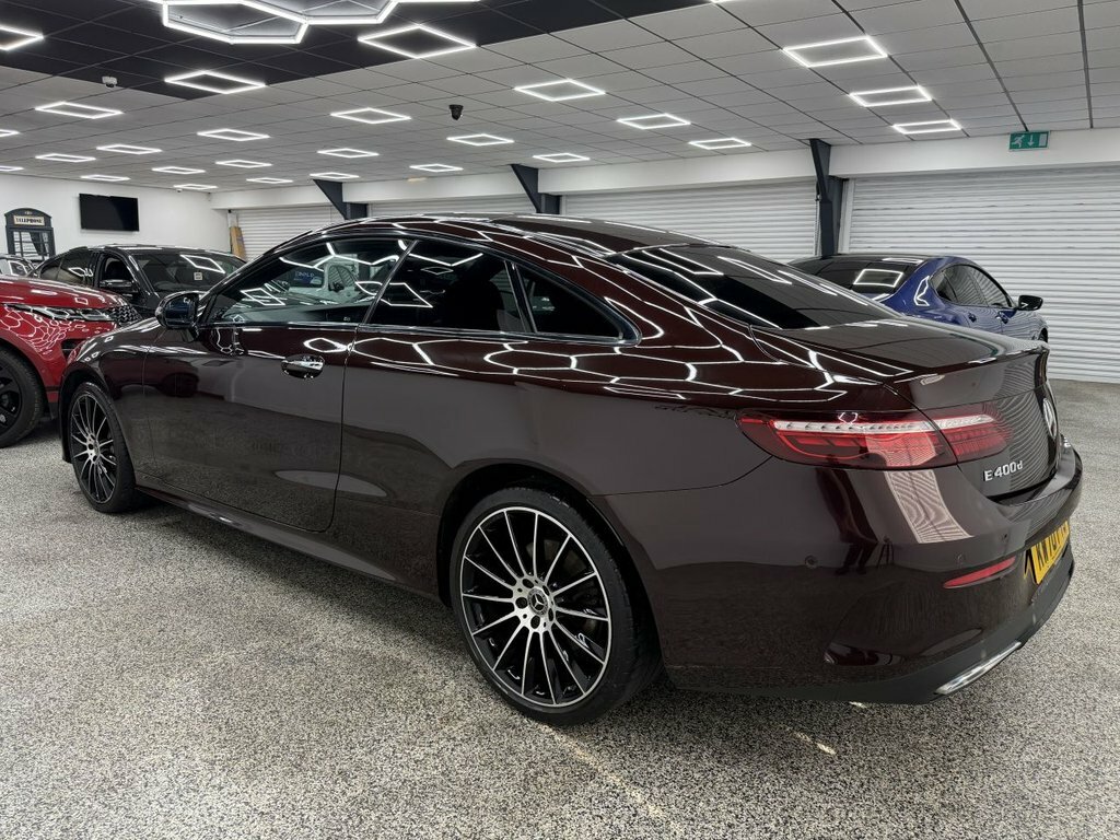 Mercedes-Benz E Class 2.9L Amg Line Red #4