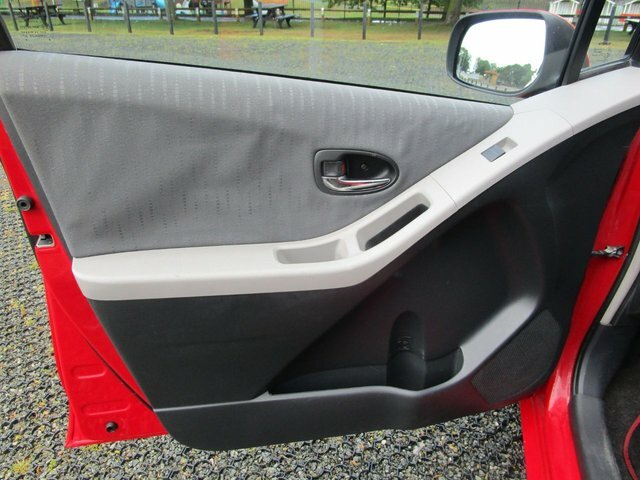 Toyota Yaris 1.4 D-4d Tr Multimode Red #14