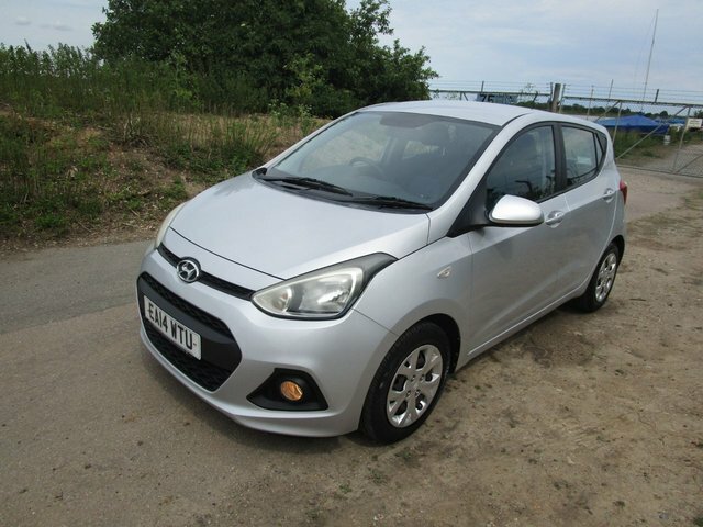 Hyundai I10 Hatchback Silver #3