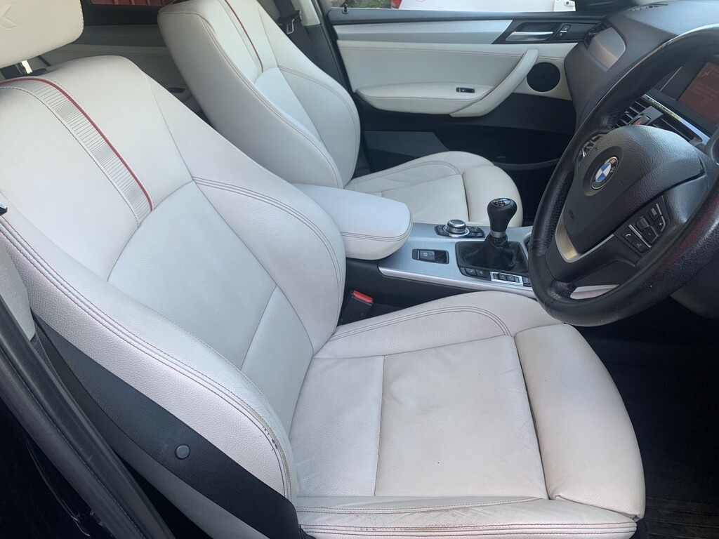 BMW X4 2.0 X4 Xdrive20d Xline Black #3
