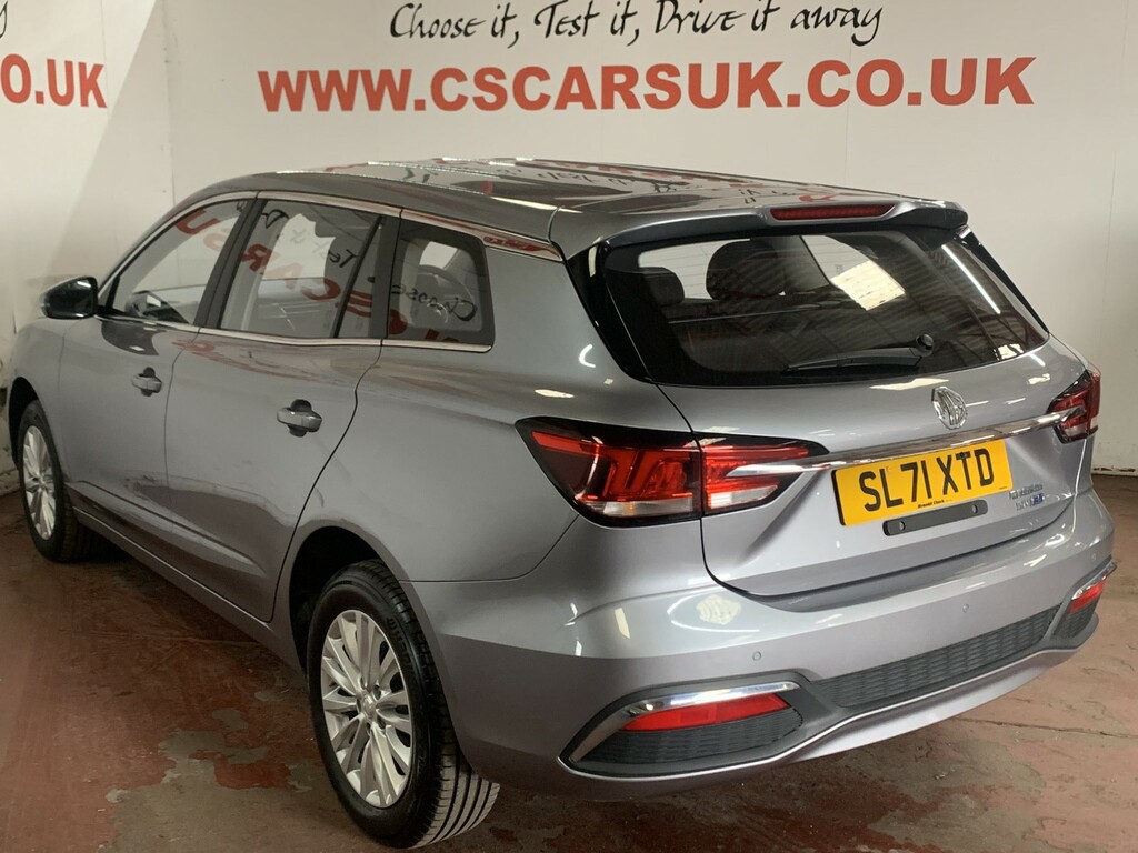 MG MG5 Estate Silver #5